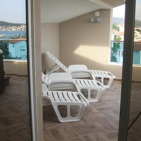 Apartments Villa Erik Рогозница Номер фото