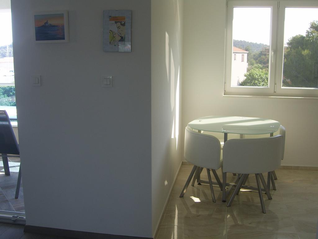 Apartments Villa Erik Рогозница Номер фото