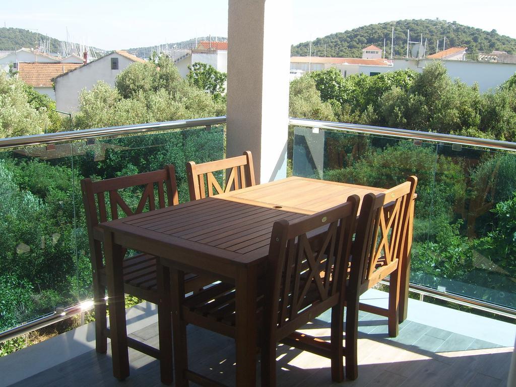 Apartments Villa Erik Рогозница Номер фото